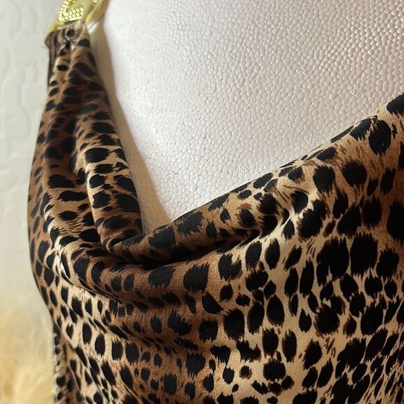 Julie’s Closet Animal Print Cold/drop Shoulder Embellished Shoulder Piece SZ 1X - Picture 5 of 11
